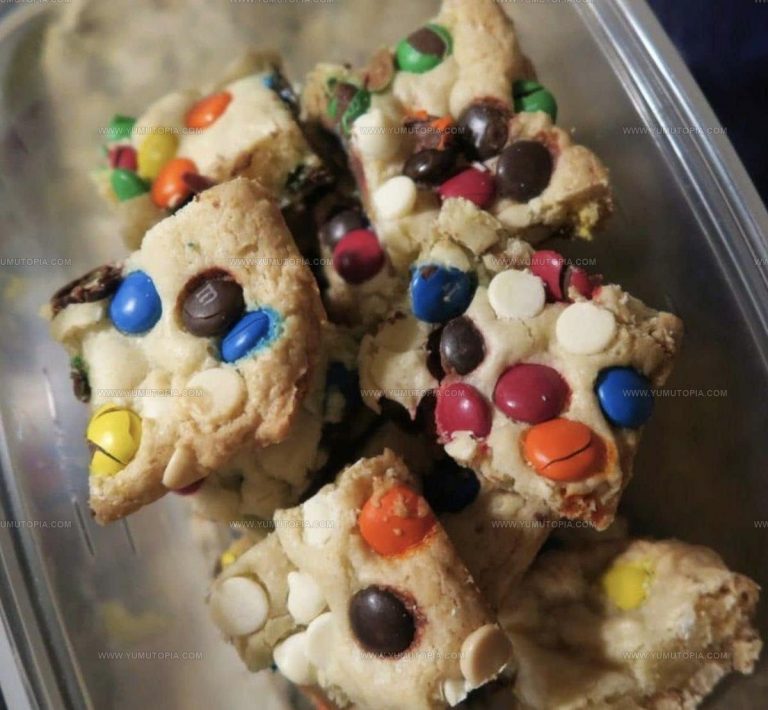 M&M Sugar Cookie Bars Recipe
