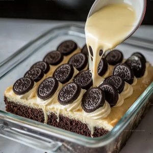 Three-Layer Oreo Dump Cake Recipe