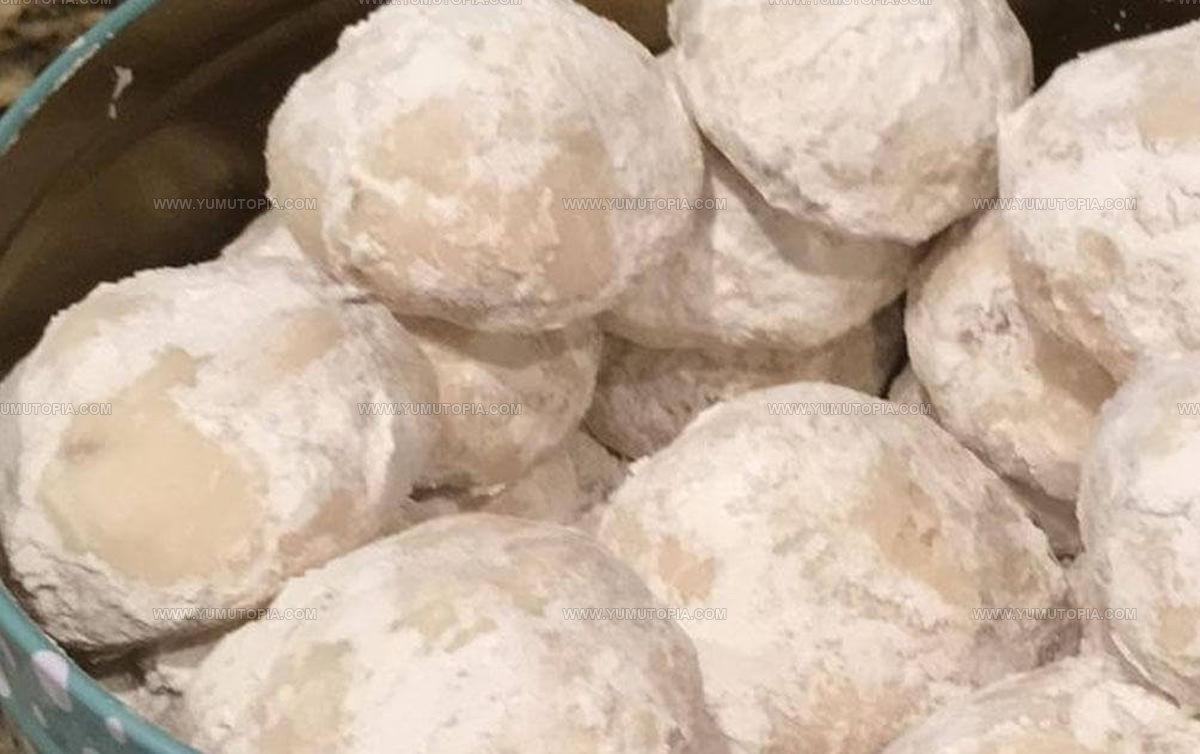 Old-World Iberian Snowball Cookies Recipe