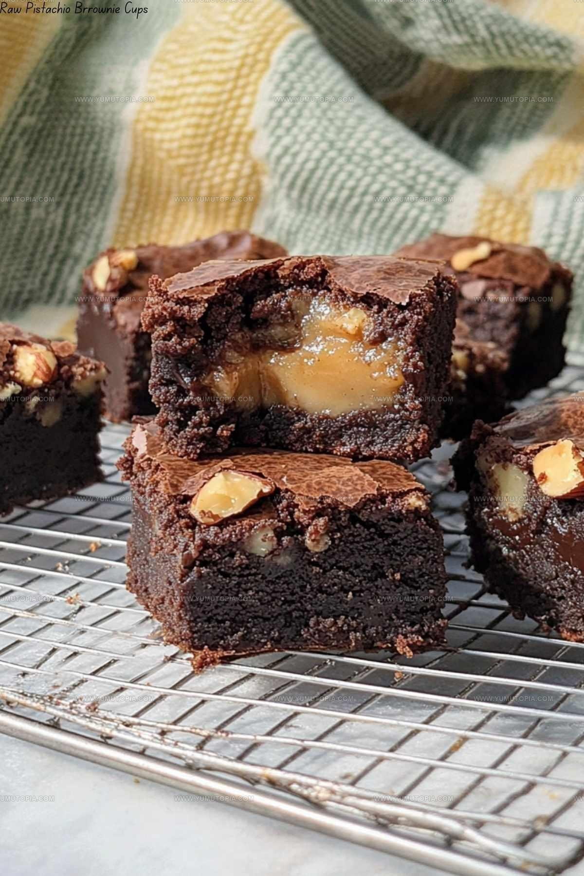 Raw Pistachio Brownie Cups Recipe