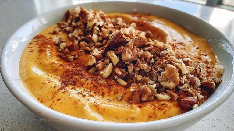 Creamy Carrot Cake Smoothie Bowl Recipe