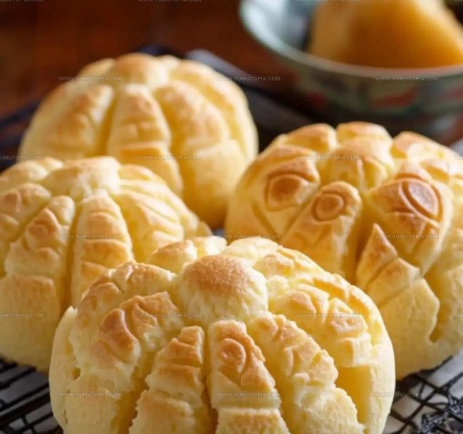 Keeping Doughs and Crusts Fresh Before Baking